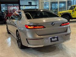 بي ام دبليو الفئة 7